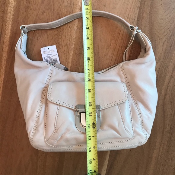 Michael Kors Waverly Purse - Picture 4 of 10